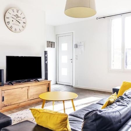 Maison Familiale En Pierre A 10 Min De Bordeaux Bassens  Kültér fotó